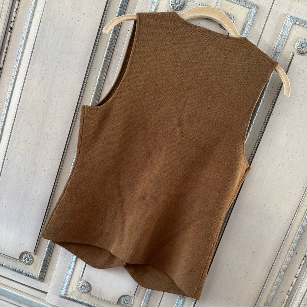 Zara Gold Button Knit Vest - Picture 5 of 5